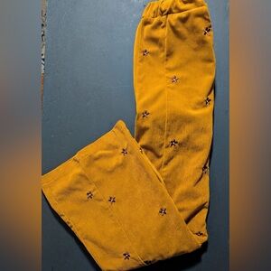 Cider 70’s inspired Flare Courderoy Pants
Women’s Extra Small